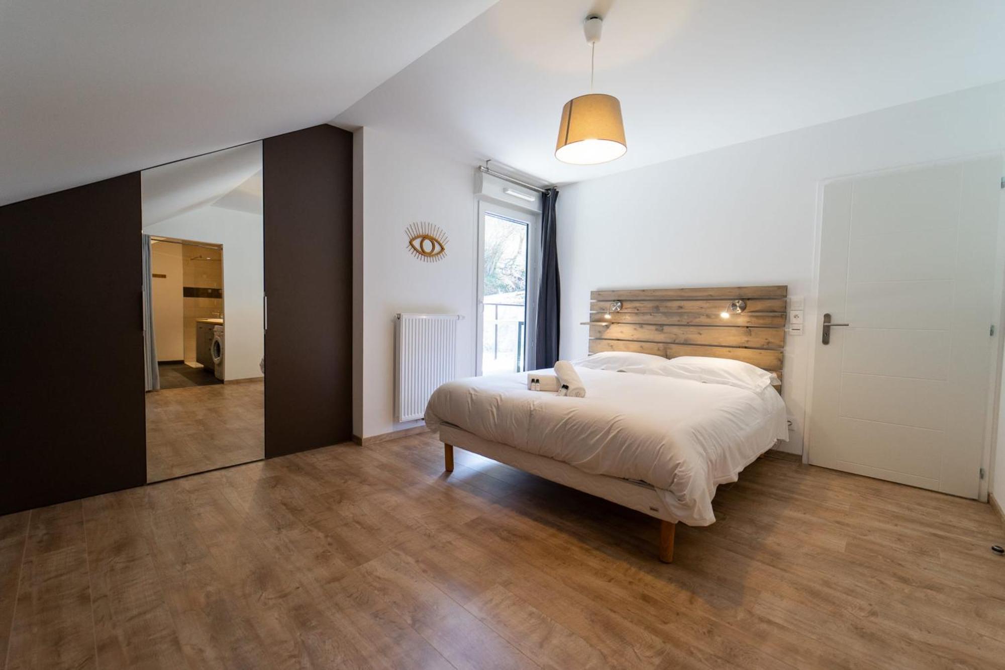 La Champanaise - 2 Bedroom Apartment 300M From Lake Annecy Duingt Buitenkant foto